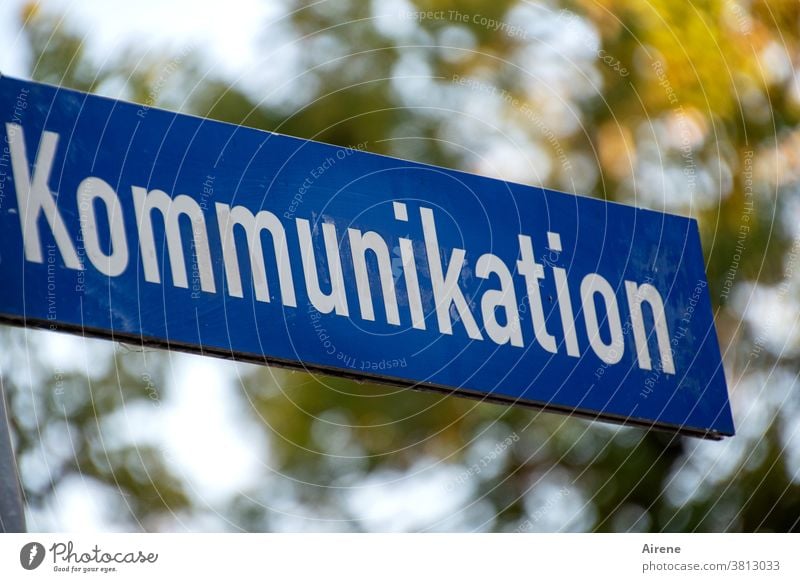 Bitte nicht abreißen lassen! Kommunikation Straßenschild Schild Hinweis Kommunizieren Schrift blau weiß Druckbuchstaben Sprache Schilder & Markierungen