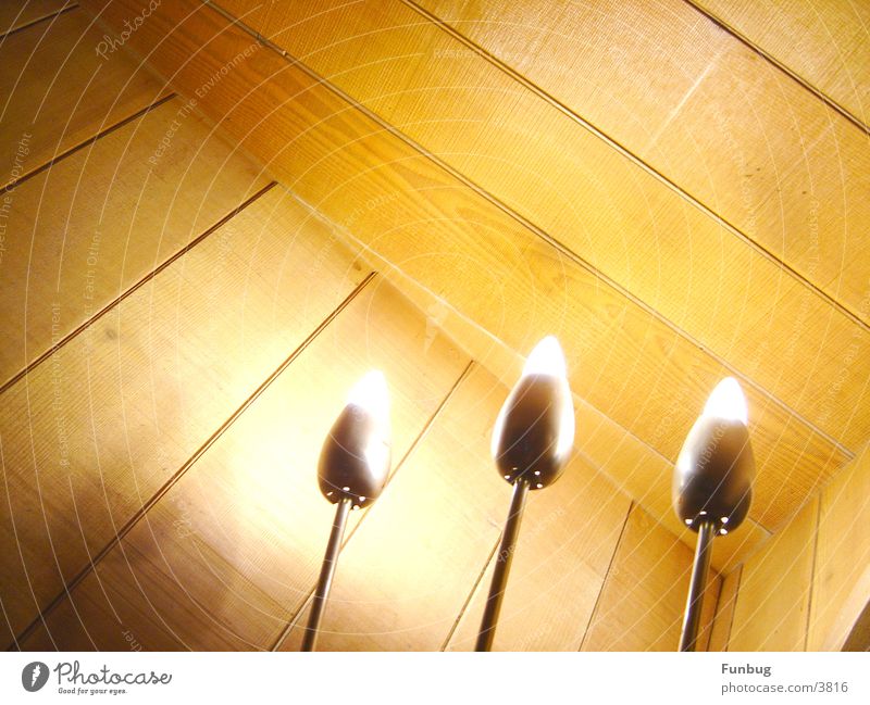 Ein dreifaches Hoch Licht Holz Glühbirne Holzmehl Häusliches Leben Wohnzimmer Dekoration & Verzierung Lichterscheinung Metall Schatten Lautsprecher light