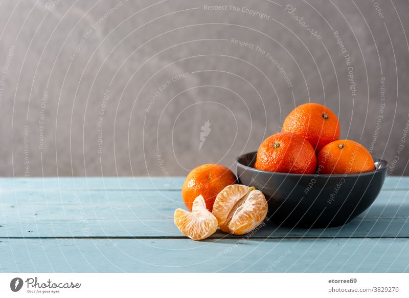 Frische Mandarinen asiatisch blau Chinesisch Zitrusfrüchte Clementine Lebensmittel frisch Frucht Gesundheit vereinzelt Saft Makro natürlich Natur Neujahr orange