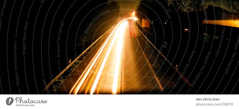brückelichter Verkehr Autobahn Brücke Licht Lichtschweif Nacht Straße Langzeitbelichtung