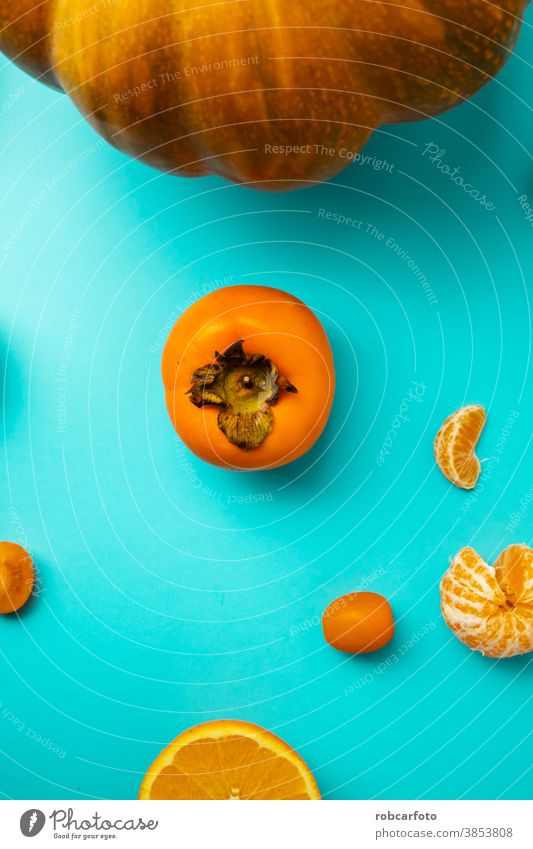 orange Lebensmittel auf blauem Hintergrund frisch Gesundheit Ernährung lecker Essen Gemüse Mahlzeit Markt Vitamin viele natürlich Diät reif Vegetarier Ackerbau