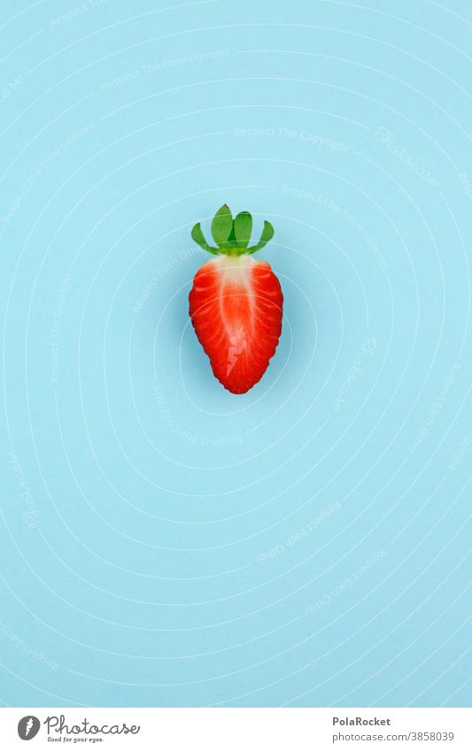 #A0# Erdbeere Blau erdbeere blau verrotten Obst gesund lecker halbiert Hälfte Ernährung