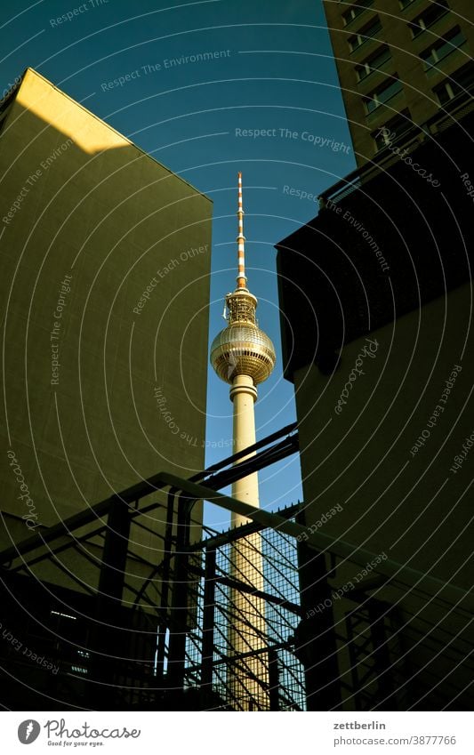 Fernsehturm again alex alexanderplatz architektur berlin büro city deutschland fernsehturm froschperspektive hauptstadt haus himmel hochhaus innenstadt