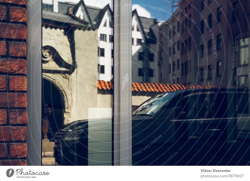 Abstrakter Hintergrund von Reflexionen in Riga Mode Design abstrakt geblümt Rahmen retro Borte Person Haus Muster altehrwürdig kaufen Sommer Textur Sonne Blatt