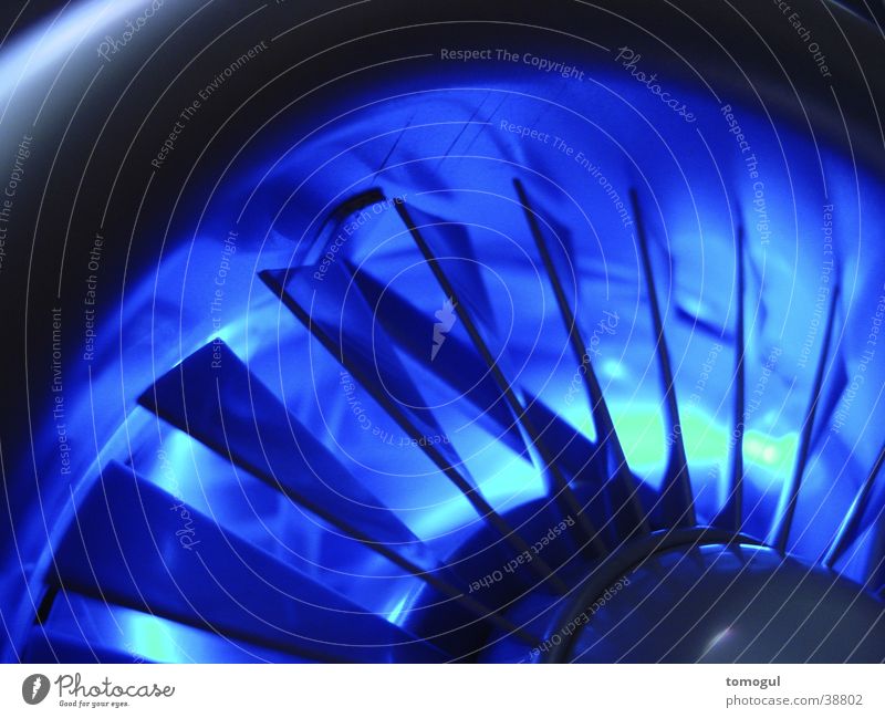 Kühles Blau Kühlung Triebwerke Elektrisches Gerät Technik & Technologie kalt blau
