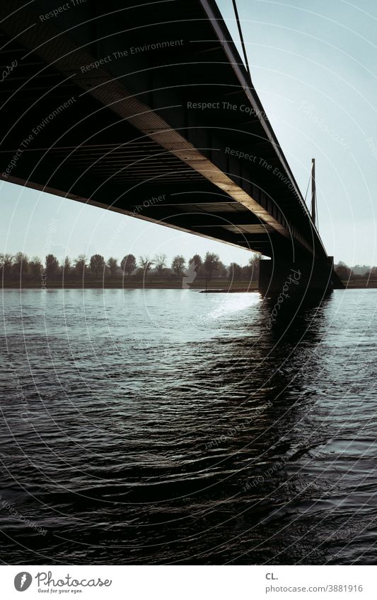 rheinbrücke Brücke Fluss Rhein Düsseldorf Architektur Himmel Theodor-Heuss-Brücke Wasser