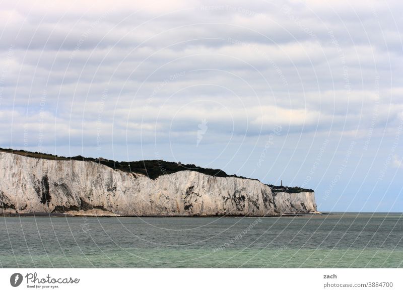 Landzunge England Dover weiß Sand Klippe Kreidefelsen Sehenswürdigkeit Stein White Cliffs Ärmelkanal Meer Nordsee Gras Hügel Felsen Küste Wasser Landschaft