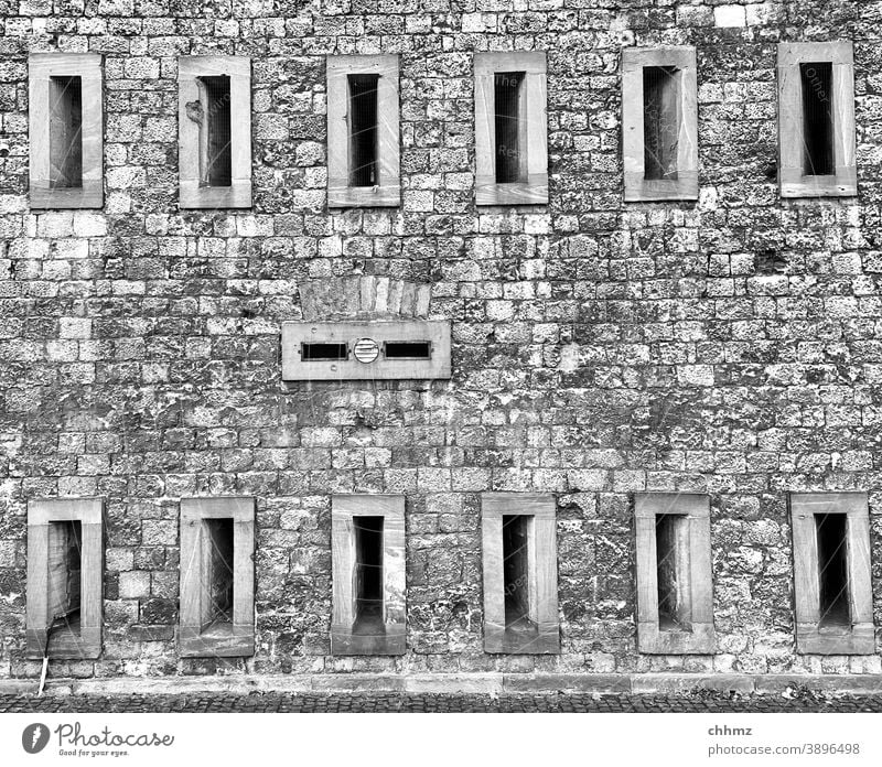 Festung historisch Architektur Wand Außenaufnahme Gebäude Festungsmauern Mainz Kastell Sandstein Bauwerk Mauer Schießscharte Befestigung mauerwerk