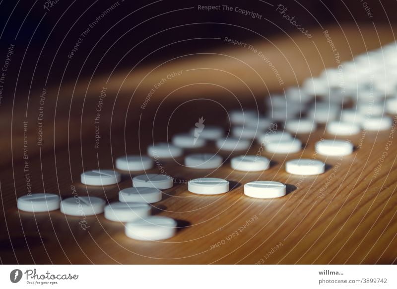 Leidensweg Tabletten Medikament Tablettensucht Medizin Pharmazie Krankheit Sucht Antibiotikum Verschreibung Schmerz Behandlung Hypochonder