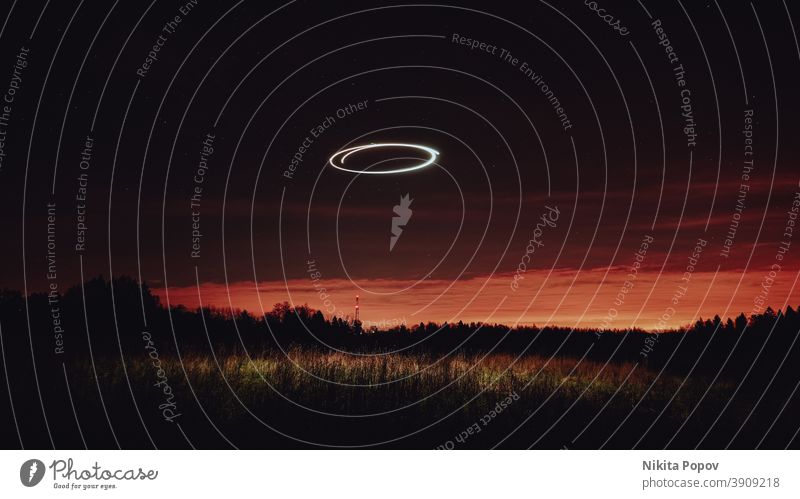 Drohnen-Licht Dröhnen UFO Lampe Langzeitbelichtung Streifen