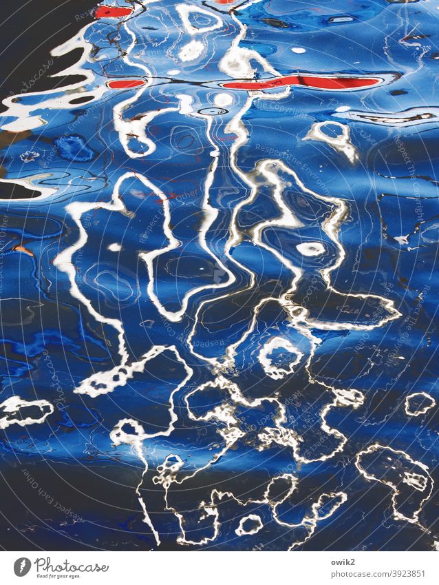 Verschwommen Wasser Wellen Natur Idylle Licht verträumt Reflexion & Spiegelung Wasseroberfläche Bewegung Experiment abstrakt