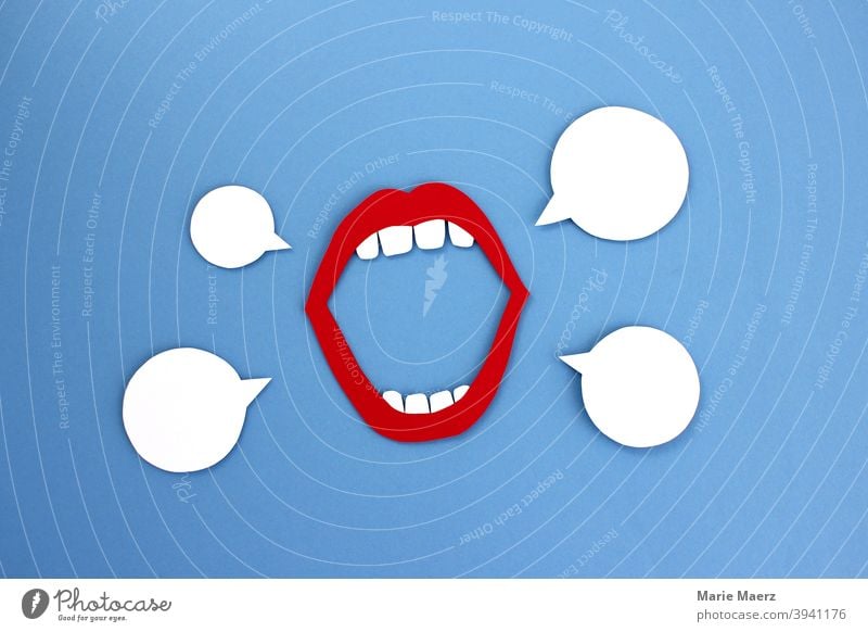 Roter Mund mit Sprechblasen als Papier-Illustration Lippen reden rufen Aussage Frau Lippenstift Kommunizieren Kommunikation Werbung laut Grafik u. Illustration