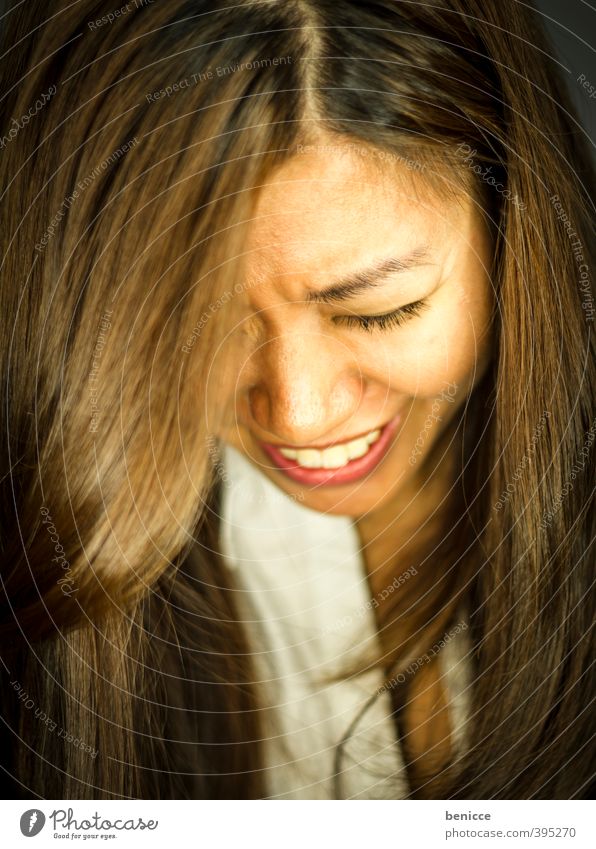cry Frau Mensch Geschäftsfrau weinen Trauer Tränen Wut Erschöpfung Schmerz Haare & Frisuren Anzug Business Asiate Chinesisch lachen Porträt Angst Gefühle
