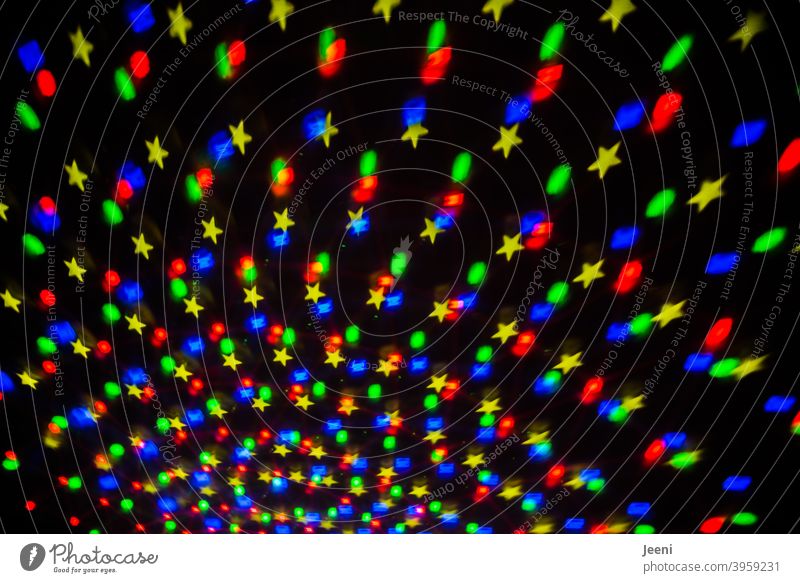 Endlich mal wieder Party | Bunte Lichteffekte | Lightshow Disco Discokugel mehrfarbig Muster Strukturen & Formen Club drehen rund Stern kreisen rotieren bunt