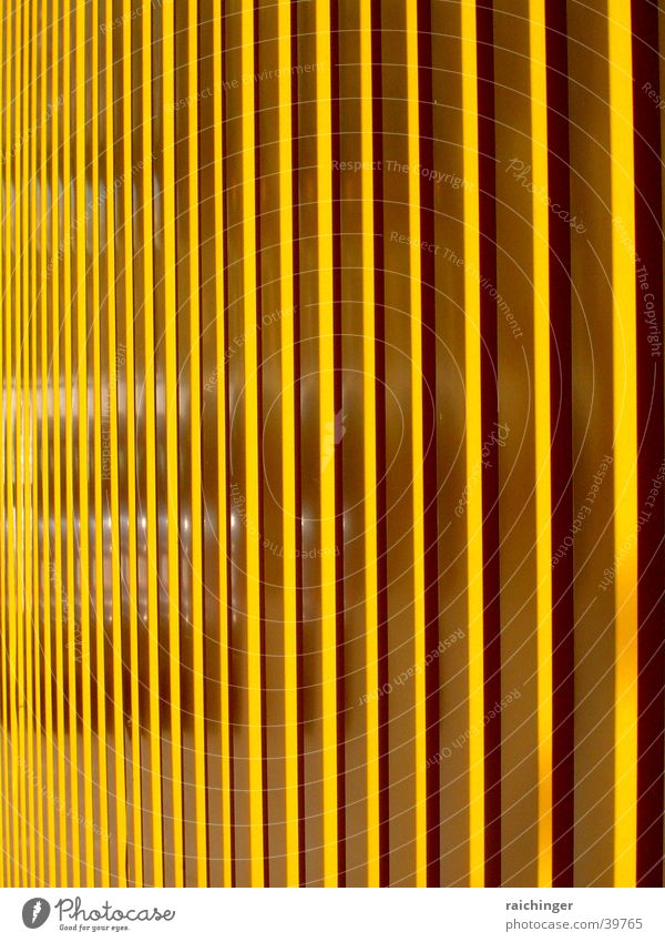 Struktur in gelb Reflexion & Spiegelung Muster Architektur PKW Strukturen & Formen Treppe