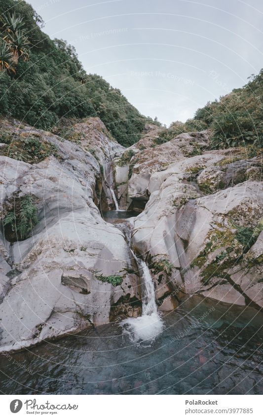 #AS# Mini Waterfalls taranaki Neuseeland Berge u. Gebirge Außenaufnahme Wolken Menschenleer Naturschauspiel regenfront Himmel Fernweh Ferien & Urlaub & Reisen