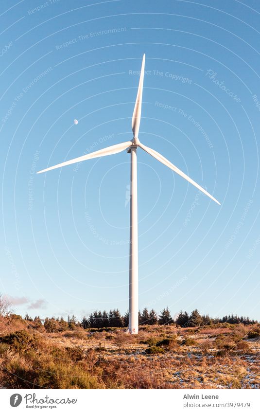 Cathkin Braes Windturbine Windkraftanlage Turbine Windmühle Glasgow Schottland Park nachhaltig Energie Elektrizität Erneuerbare Energie