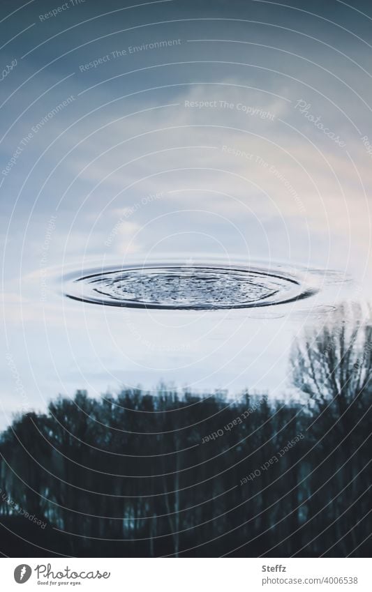out there UFO UFO Sichtung aliens Außerirdische außerirdisch seltsam unheimlich irre Irrealität fremd I want to believe fliegende Untertasse verblüffend