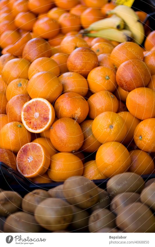 Orangen und Kiwi Säure Ackerbau Kalorie Zitrusfrüchte lecker Diät essen besetzen fleischig Lebensmittel frisch Frische Frucht Menschengruppe Gesundheit