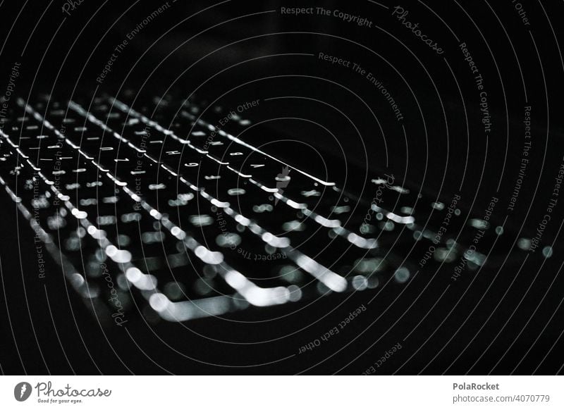 #AS# Tastatur bei Nacht Tastatur mit LED-Beleuchtung schwarz weiß tasten Computer Technik & Technologie Elektrisches Gerät Nahaufnahme Notebook Business