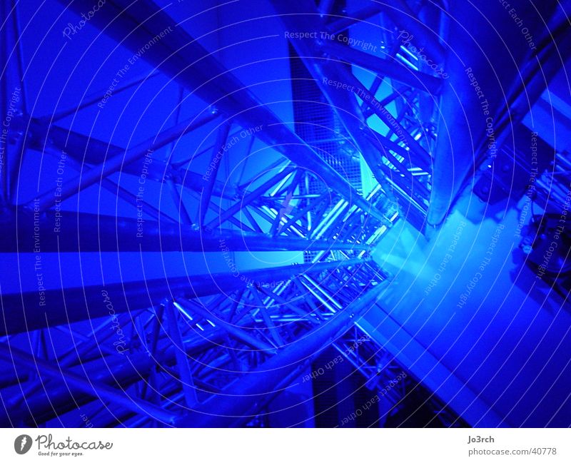Trussing in Blau Konzert Licht Veranstaltung Architektur Conzert Beleuchtung blau Bühnenaufbau Technik & Technologie