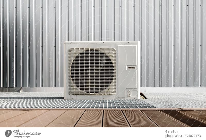 ein modernes Klimagerät in Nahaufnahme Air Klimaanlage Hintergrund Gebäude kreisen Klimatechnik schließen abschließen kalt Kompressor Voraussetzung