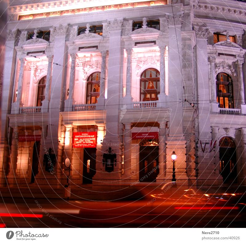 Burgtheater Wien Kunst Langzeitbelichtung Nacht Architektur Sehenswürdigkeit Lichterscheinung