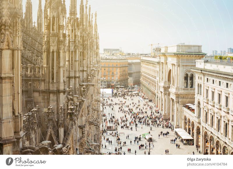 Blick vom Dach des Duomo auf Mailand. Kathedrale Kirche Großstadt Italien Architektur Hintergrund Gebäude Europa Europäer gotisch Italienisch Wahrzeichen