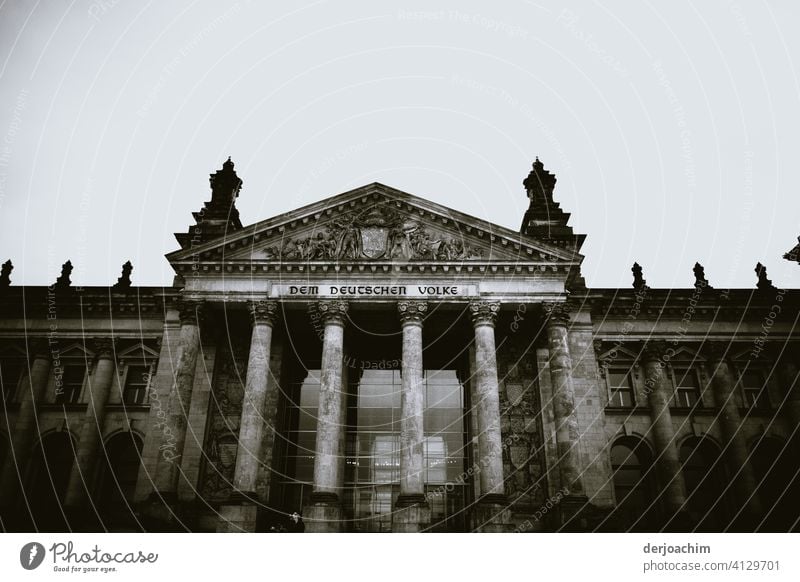 " Dem Deutschen Volke "  // Gebäude  und  Bundestag bundestag Berlin Deutscher Bundestag Wahrzeichen Regierung Deutschland Regierungssitz Architektur Parlament