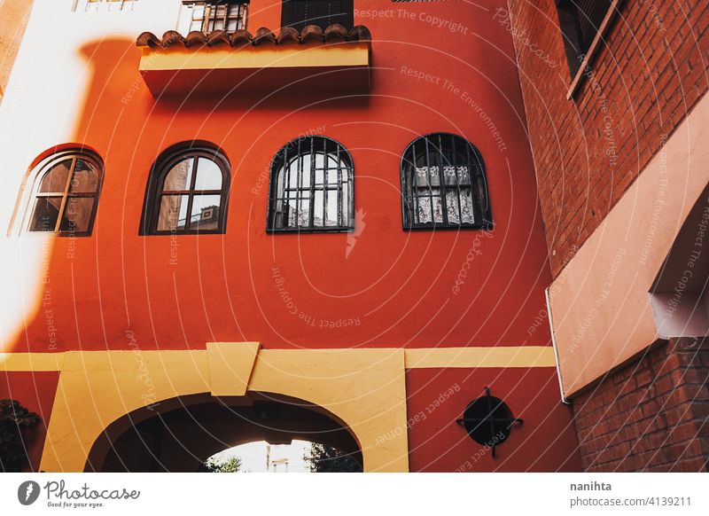 Bunte Häuser in Alboraya, Valencia, Spanien Architektur kitch farbenfroh Paradies pulsierend brilliant Wand Dekor Dekoration & Verzierung dekorativ intensiv