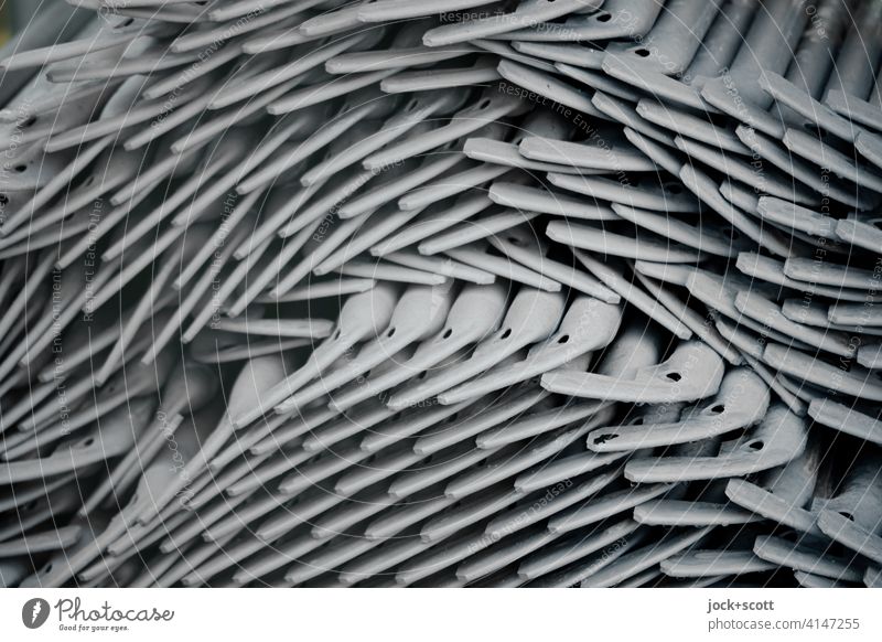 gleichmäßig | Metallstangen auf Lager abstrakt Strukturen & Formen Teile u. Stücke ansammeln Regennass Sammlung grau Hintergrundbild viele Design Wassertropfen