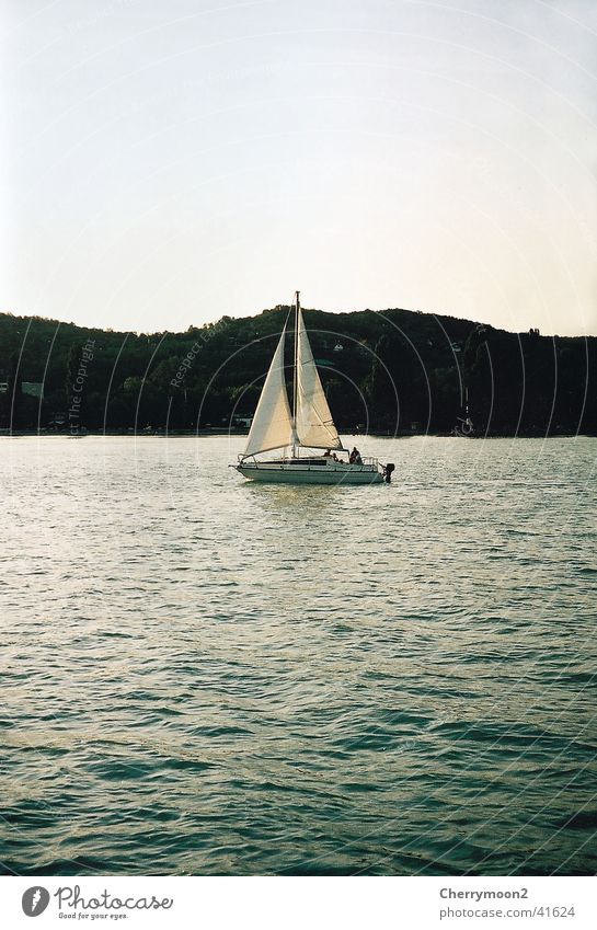 Segelboot in Kroatien Abenddämmerung ruhig Ferien & Urlaub & Reisen Erholung Schifffahrt Wasser Natur