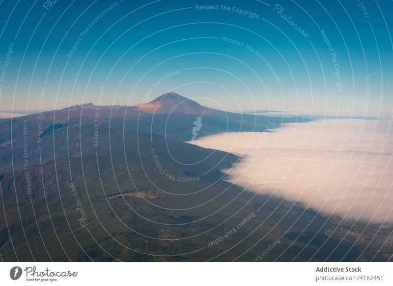 Flugzeug überfliegt Berge am Morgen Landschaft Berge u. Gebirge erstaunlich malerisch Hochland Fluggerät Teneriffa Kanarische Inseln Spanien Detailaufnahme