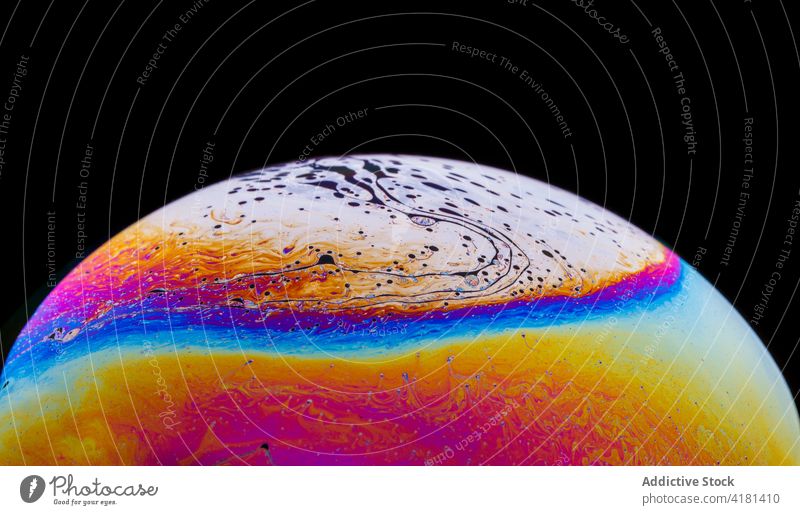 Abstrakter Hintergrund einer hellen Seifenblase, die einen Planeten darstellt Weltall Schmuckkörbchen Galaxie Erde Astronomie farbenfroh Astrologie Textur Form