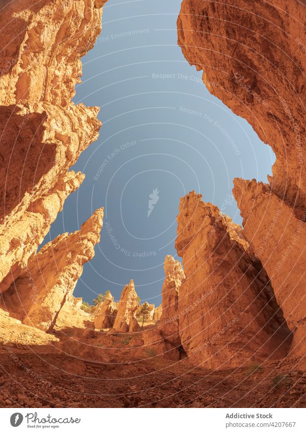 Felsformationen im Wüstencanyon felsig Formation wüst Bryce Schlucht Natur national Park trocken Klippe Landschaft USA Vereinigte Staaten amerika Sightseeing