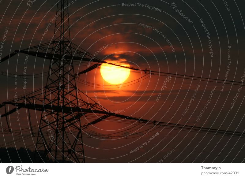 Energie im Doppelten Sinne Elektrizität Sonnenuntergang Enerie Strommast Abend