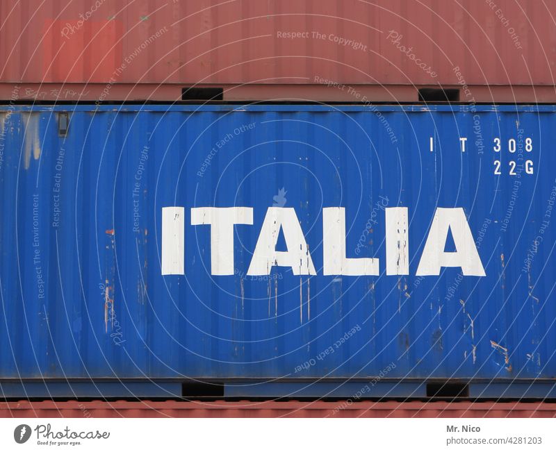 schlaraffenland I bella italia Container Hafen Güterverkehr & Logistik Containerschiff Containerterminal Handel Containerverladung blau Italien Wirtschaft
