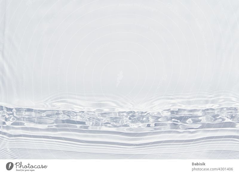 Weißes Wasser Textur Hintergrund. Abstraktes Muster weiß Oberfläche aqua Tropfen winken Licht übersichtlich Rippeln Überzug Einfluss Natur Pastell Produkt