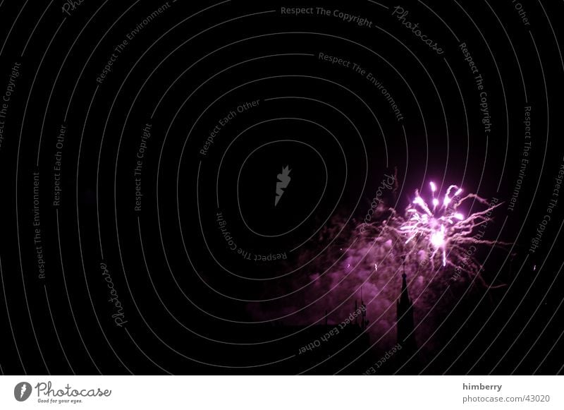 fireworks05-3 Explosion Feuerwerk Silvester u. Neujahr Nacht Lichterscheinung Lichteffekt Entertainment Freizeit & Hobby Feste & Feiern Show Düsseldorf Freude