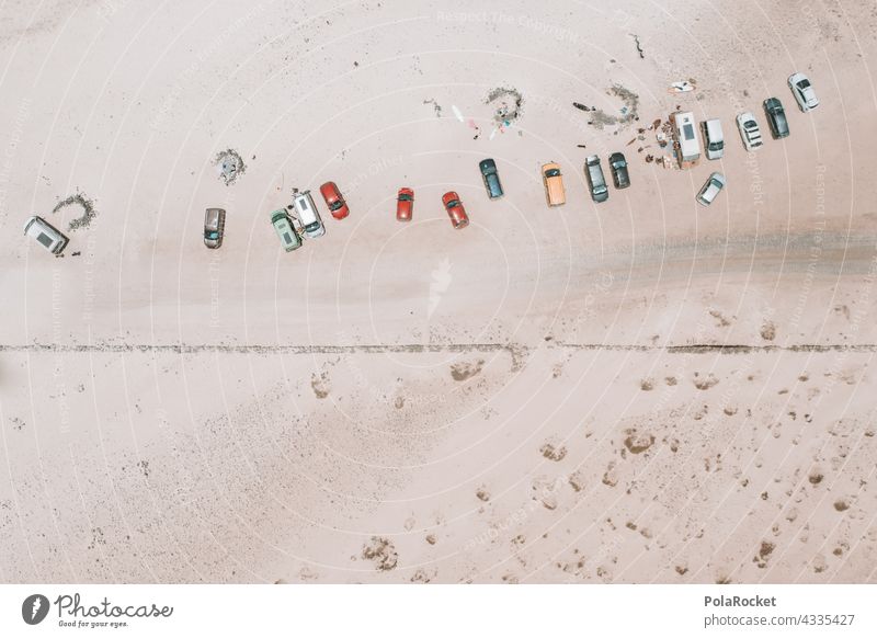 #A# Autos am Strand autos Drohnenansicht Drohnenaufnahme drohnenflug Drohnenfotografie viele Miniatur Minimalismus Urlaubsort Landschaft Vogelperspektive Natur