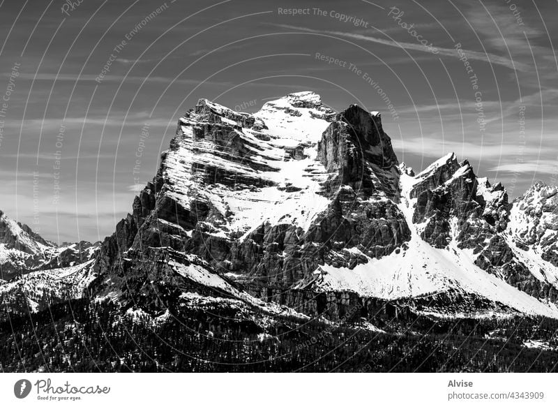 2021 05 09 Val Di Zoldo Berg Pelmo 2 Natur Italien Landschaft Berge u. Gebirge Alpen Felsen Dolomiten im Freien Himmel reisen alpin Gipfel dolomiti schön