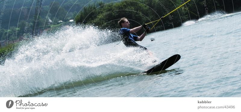Wasserski See Wellen Sport Holzbrett Sportler Seil ziehen