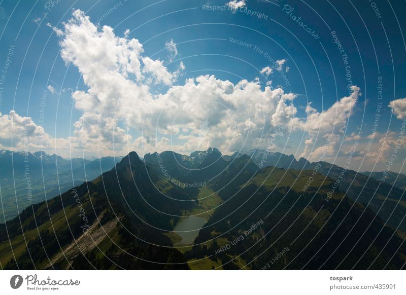 Blick vom Säntis Umwelt Natur Landschaft Urelemente Luft Himmel Wolken Horizont Sommer Felsen Alpen Berge u. Gebirge Berg Säntis Gipfel See Seealpsee Schweiz