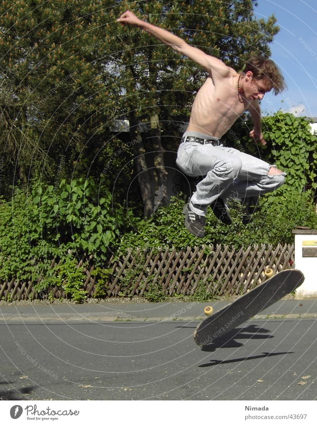 Kickflip springen Aktion Sport Skateboarding Jugendliche Energiewirtschaft