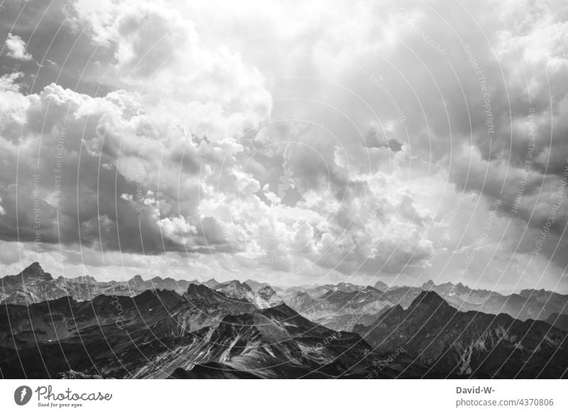 Gebirge und Wolken Berge u. Gebirge Himmel gigantisch riesig Panorama (Aussicht) Alpen Ferne Gipfel beeindruckend