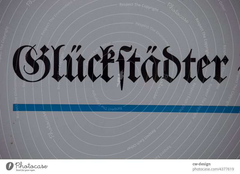 Glückstädter Glückstadt Zeitungshändler zeitungsbuchstaben Zeitschrift Schriftzeichen Buchstaben Typographie Printmedien Ladengeschäft Wort Text