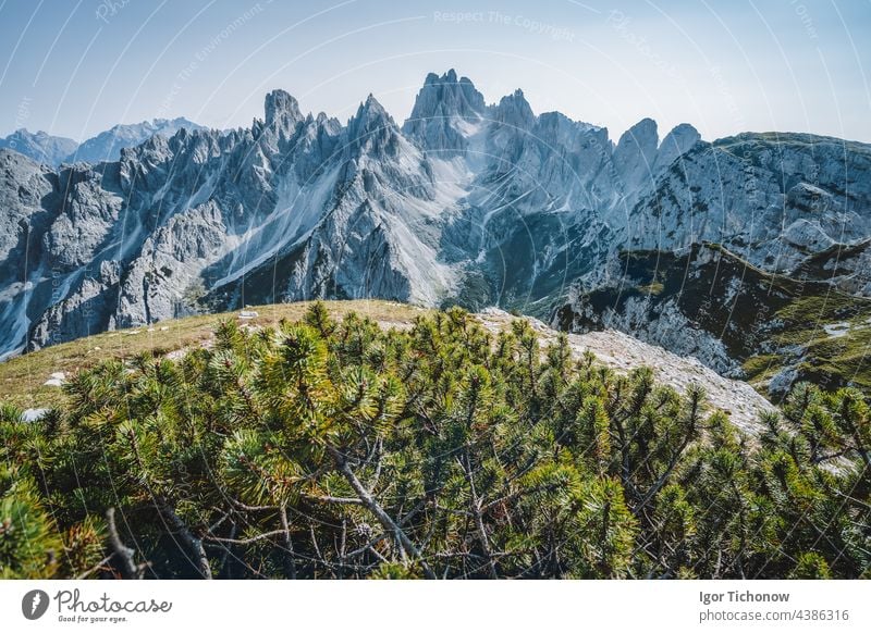 Ein atemberaubender Blick auf den Berg Cadini di Misurina in den italienischen Alpen, Dolomiten Berge u. Gebirge Sonnenuntergang Italienisch cadini Natur