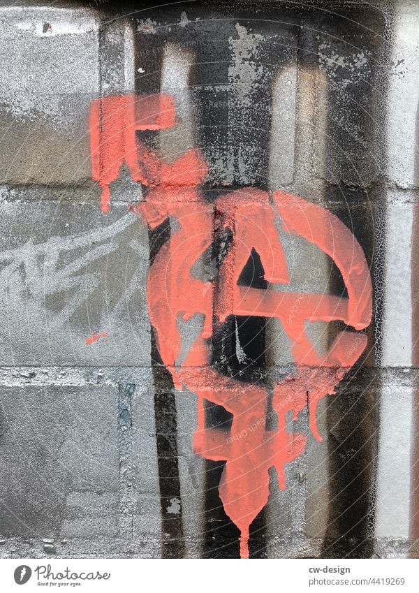 #mirunbekanntessymbol - gezeichnet & gemalt Symbol Männlich Weiblich Zeichen weiblich Frau feminin portrait Mensch Mann Zentralperspektive rot schwarz Graffiti