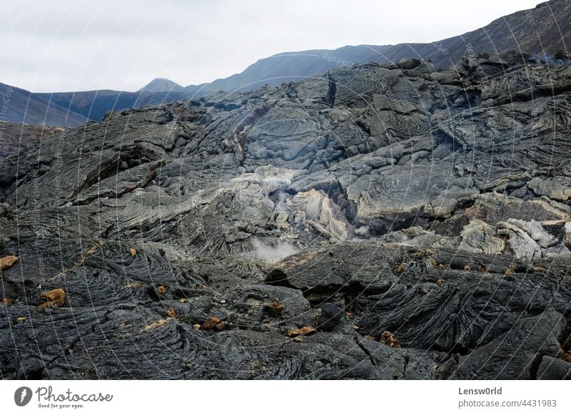 Lavafeld des jüngsten isländischen Vulkans, Geldingadalir schwarz geldingadalir heiß Island Landschaft Magma Felsen Rauch Stein tektonisch vulkanisch