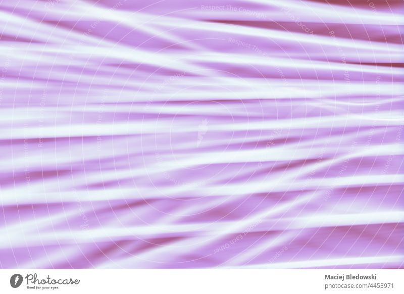 Bewegungsunscharfe Lichter und Formen, abstrakter Hintergrund. verschwommen Tapete hell futuristisch psychedelisch de fokussiert Foto Linie Geschwindigkeit